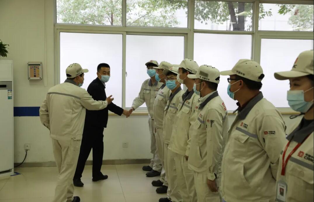 中國中車工作服定制款式圖片