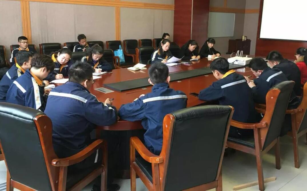 中國鋁業工作服定制款式圖片