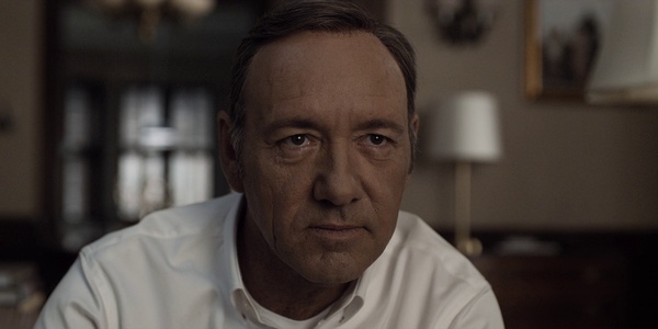 襯衫里面需要墊一件T恤嗎？