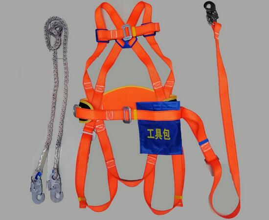 防墜落護具-安全帶